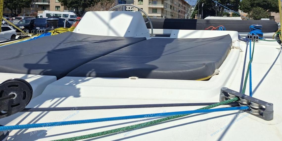 Lagoon 450 F : Matelas de bain de soleil Lagoon 450 F : Matelas de bain de soleil