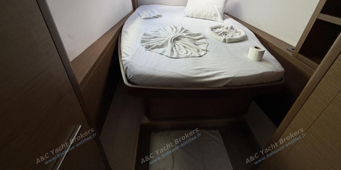 CNB Lagoon 50 : Cabine avant bâbord CNB Lagoon 50 : Cabine avant bâbord