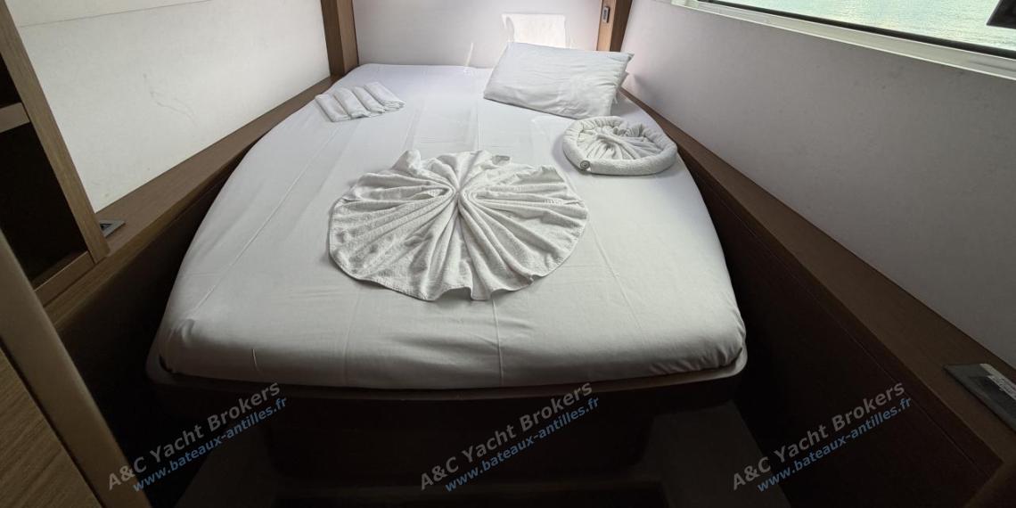 CNB Lagoon 50 : Cabine avant tribord CNB Lagoon 50 : Cabine avant tribord