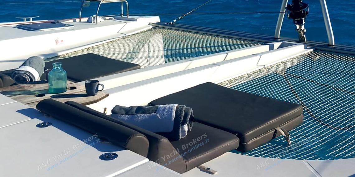 Nautitech 46 Open : Trampoline et bain de soleil Nautitech 46 Open : Trampoline et bain de soleil