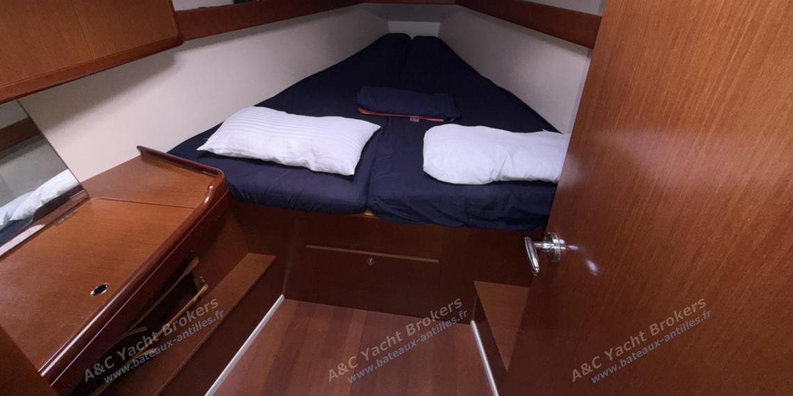 Bénéteau Oceanis 37 Limited Edition : Cabine avant autre vue Bénéteau Oceanis 37 Limited Edition : Cabine avant autre vue