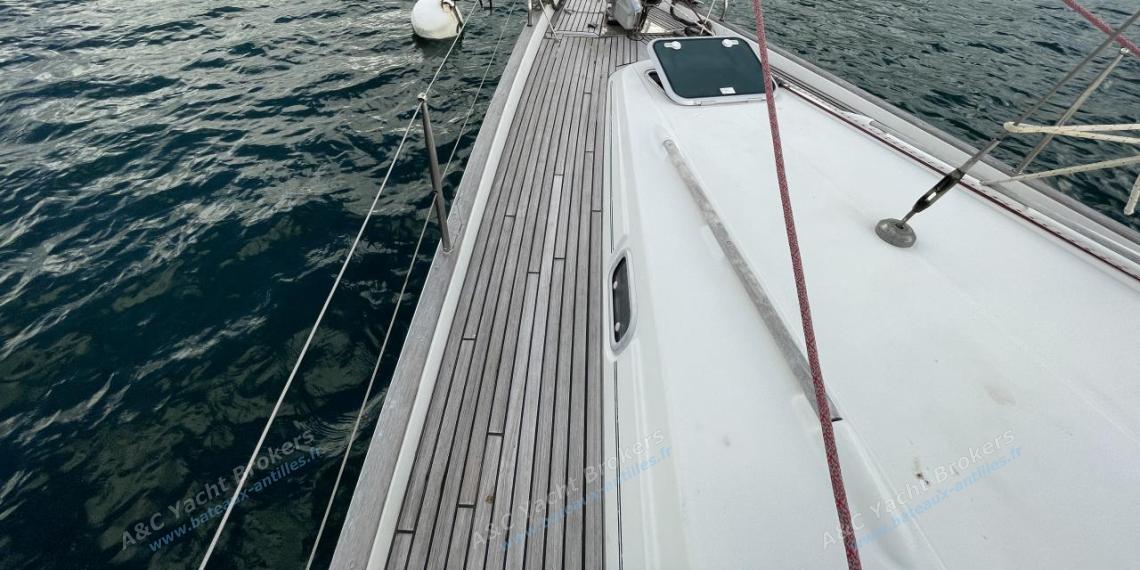 Bénéteau Oceanis 44 CC : Pont avant Bénéteau Oceanis 44 CC : Pont avant