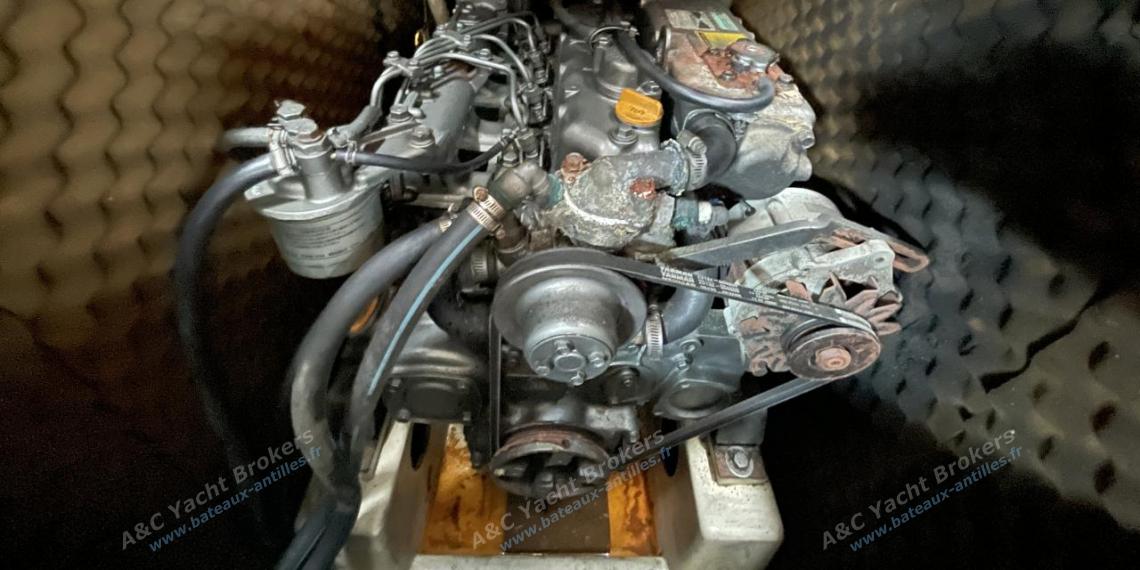 Bénéteau Oceanis 461 : Moteur Yanmar 4JH2E Bénéteau Oceanis 461 : Moteur Yanmar 4JH2E