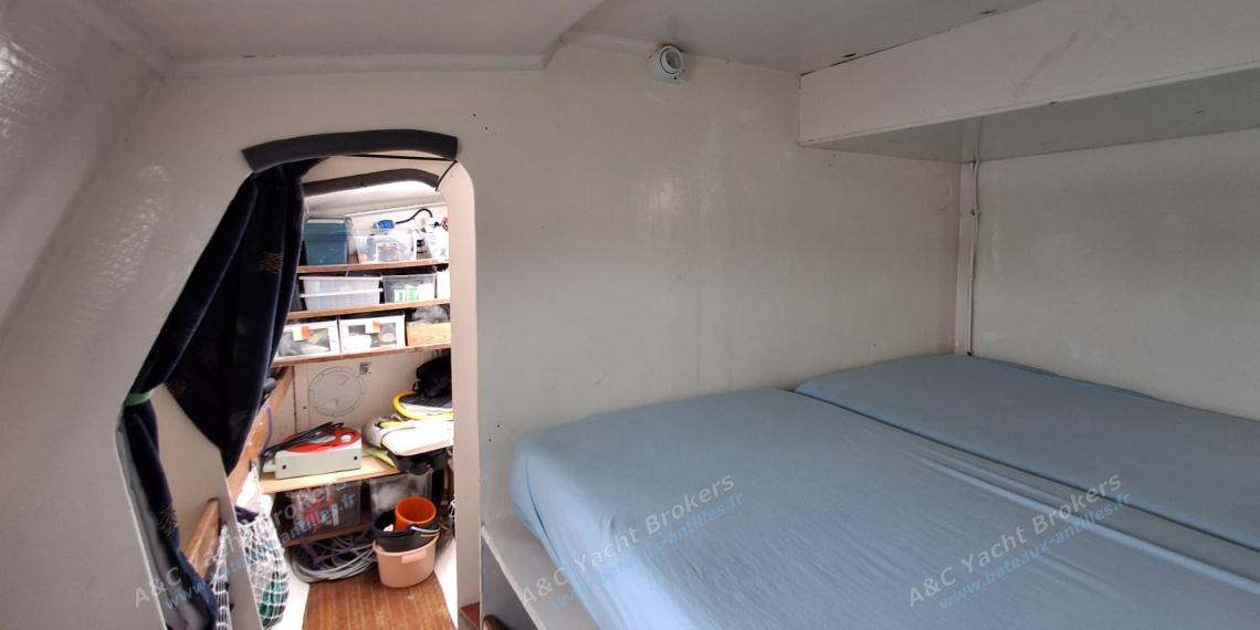 Outremer 38/40 : Coque tribord Outremer 38/40 : Coque tribord