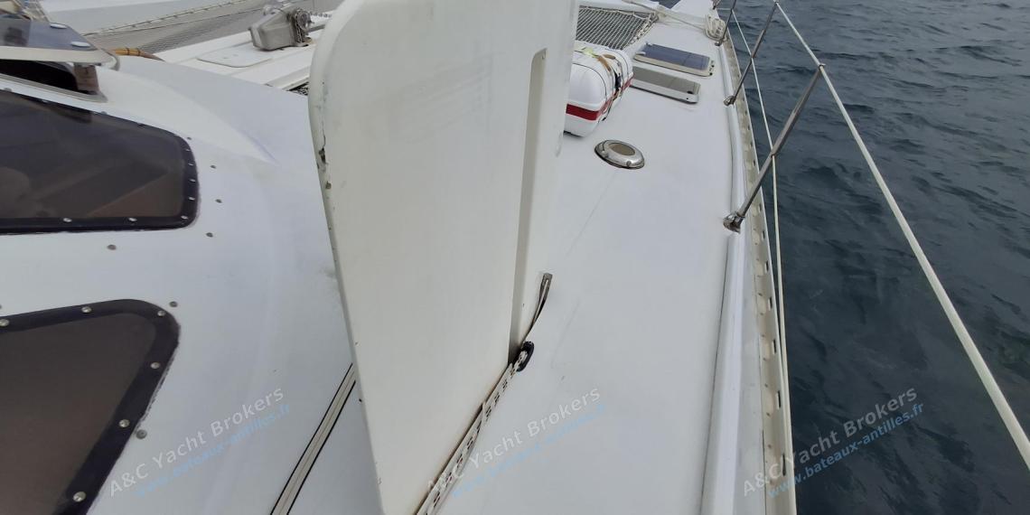 Outremer 38/40 : Dérive tribord Outremer 38/40 : Dérive tribord