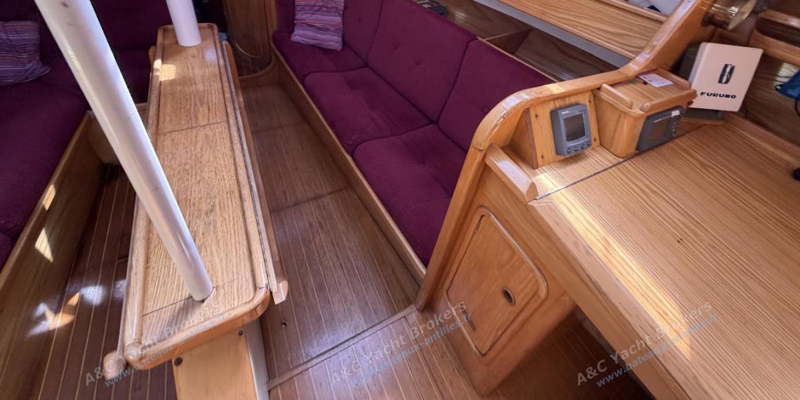 Alubat Ovni 39 : Carré autre vue Alubat Ovni 39 : Carré autre vue