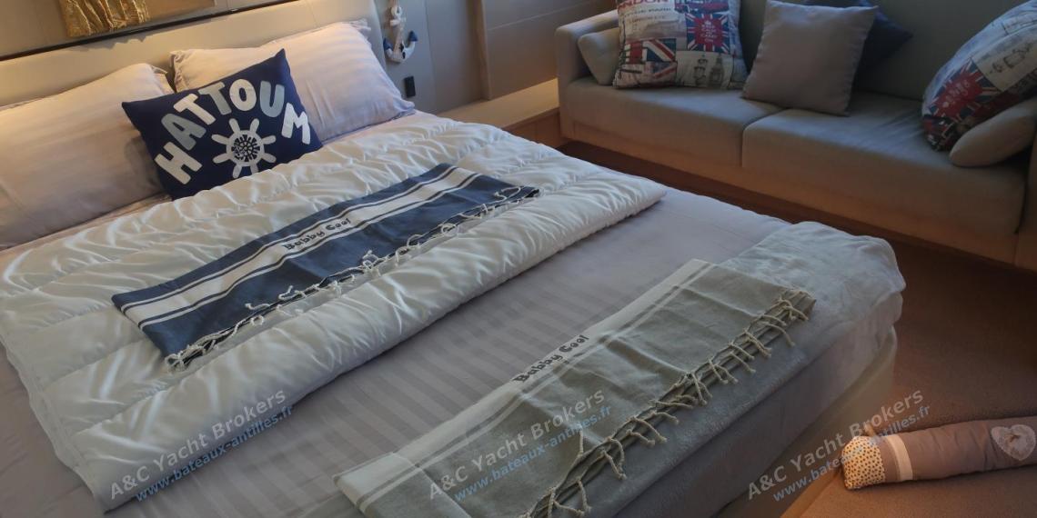 Princess 56 Fly bridge : Cabine propriétaire autre vue Princess 56 Fly bridge : Cabine propriétaire autre vue