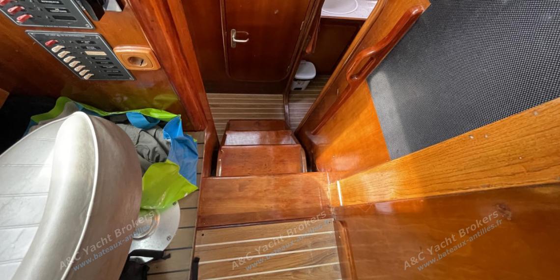 Jeantot Marine Privilege 12M : Access coque tribord Jeantot Marine Privilege 12M : Access coque tribord