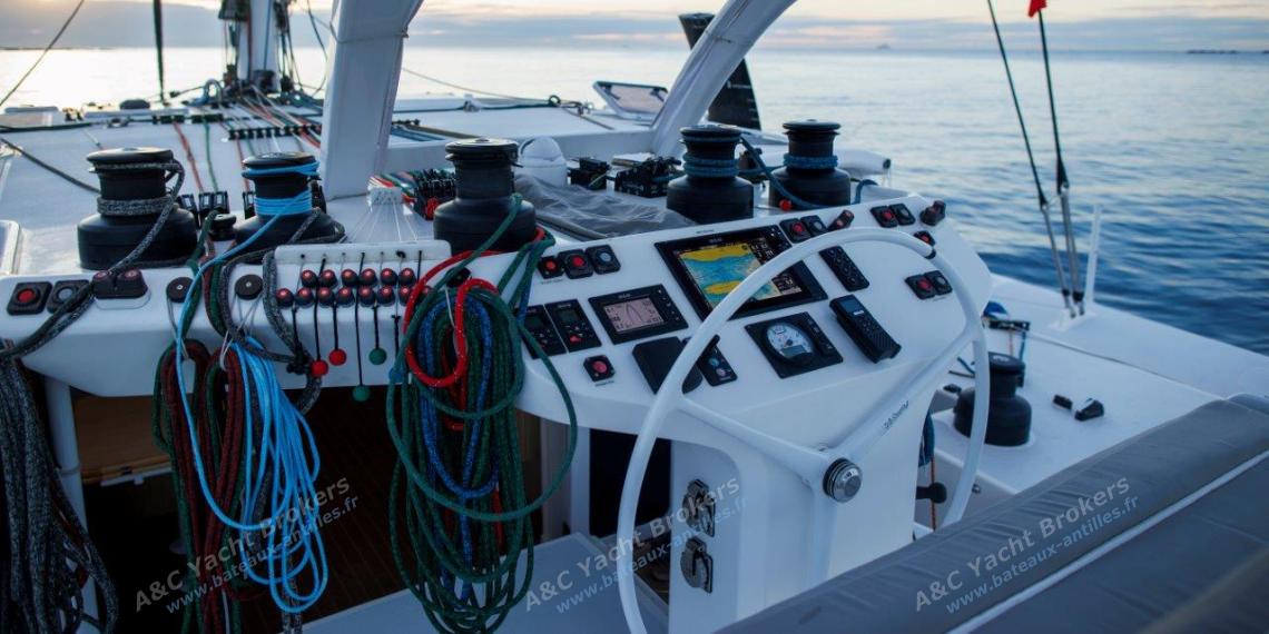Triac Composites Rapido 53XS : Poste de barre Triac Composites Rapido 53XS : Poste de barre