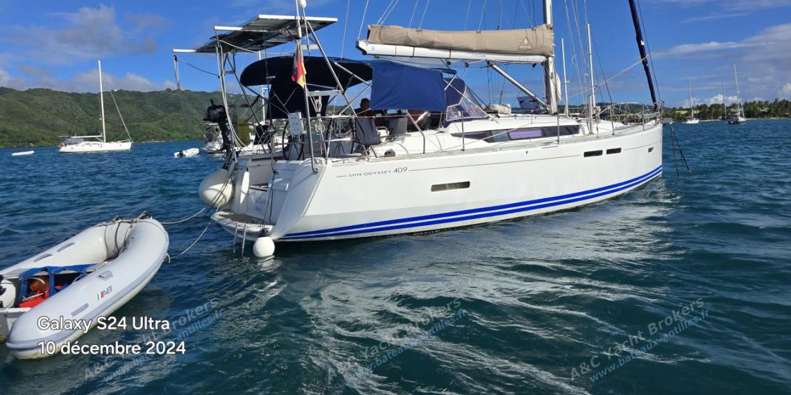 Jeanneau Sun Odyssey 409 Performance : Au mouillage en Martinique autre vue Jeanneau Sun Odyssey 409 Performance : Au mouillage en Martinique autre vue