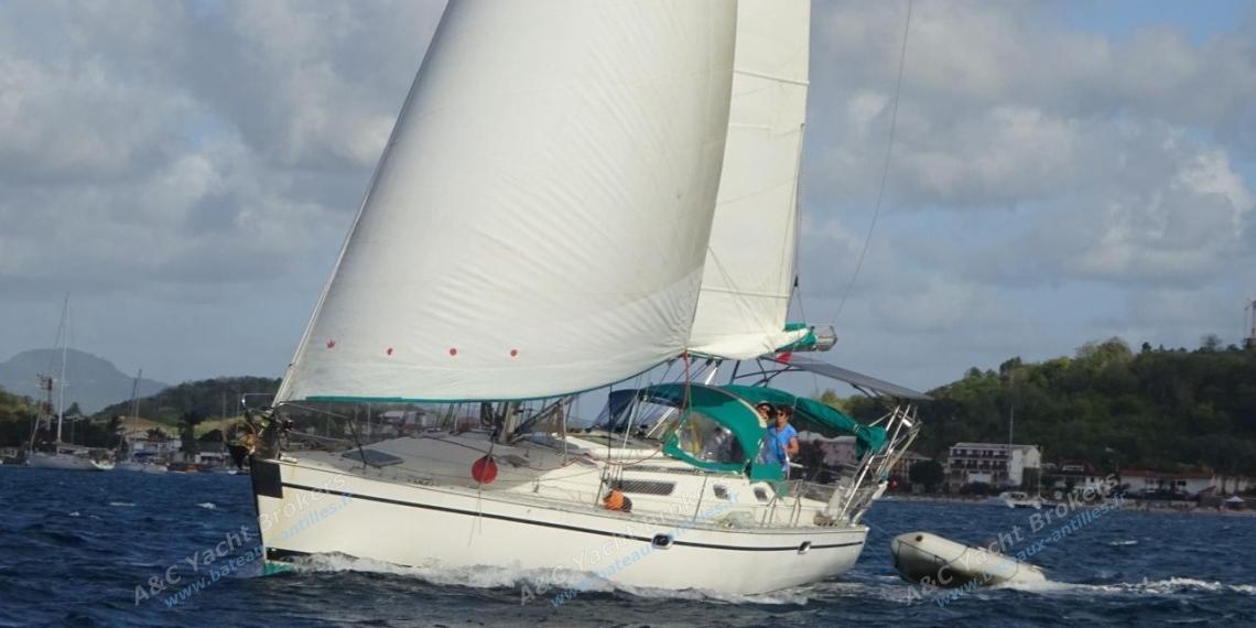 Jeanneau Sun Odyssey 42.2 : En navigation Jeanneau Sun Odyssey 42.2 : En navigation