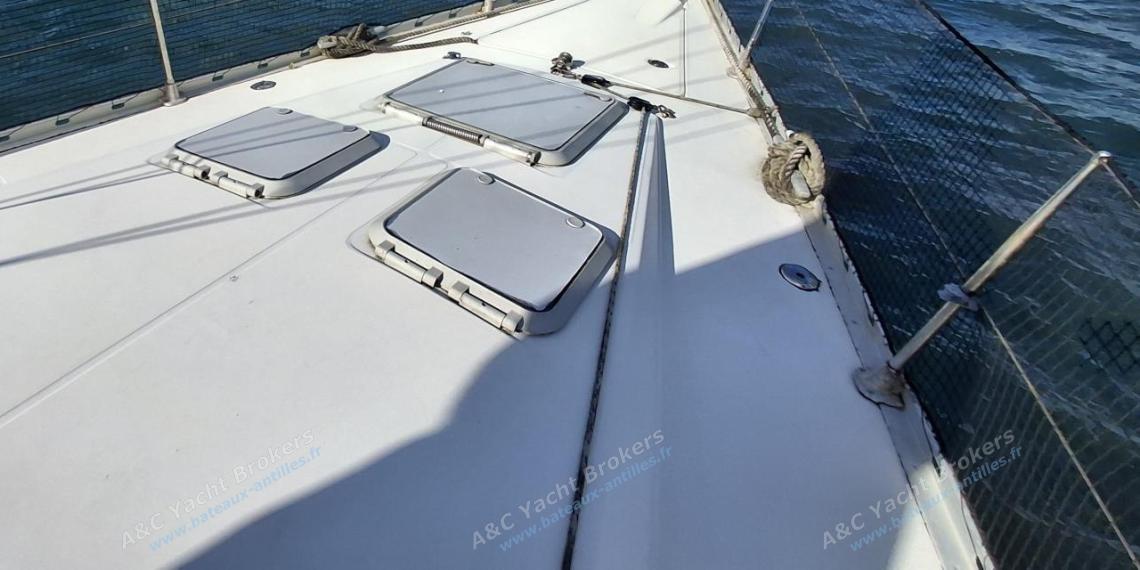 Jeanneau Sun Odyssey 45.2 : Pont avant Jeanneau Sun Odyssey 45.2 : Pont avant