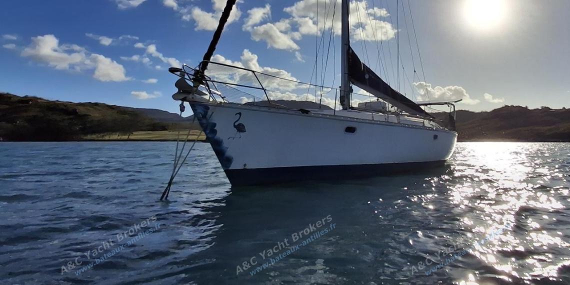 Jeanneau Sun Odyssey 45.2 : Au mouillage en Martinique autre vue Jeanneau Sun Odyssey 45.2 : Au mouillage en Martinique autre vue
