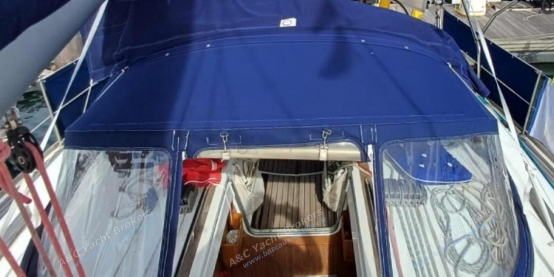Jeanneau Sun Odyssey 45 : Capote de roof et bimini Jeanneau Sun Odyssey 45 : Capote de roof et bimini