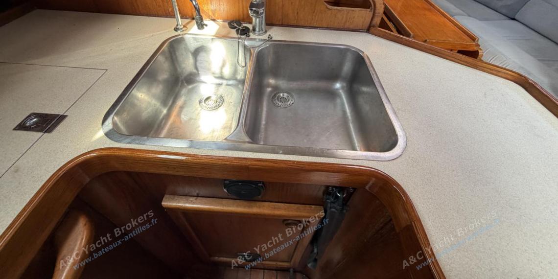Jeanneau Sun Shine 38 : Evier double Jeanneau Sun Shine 38 : Evier double