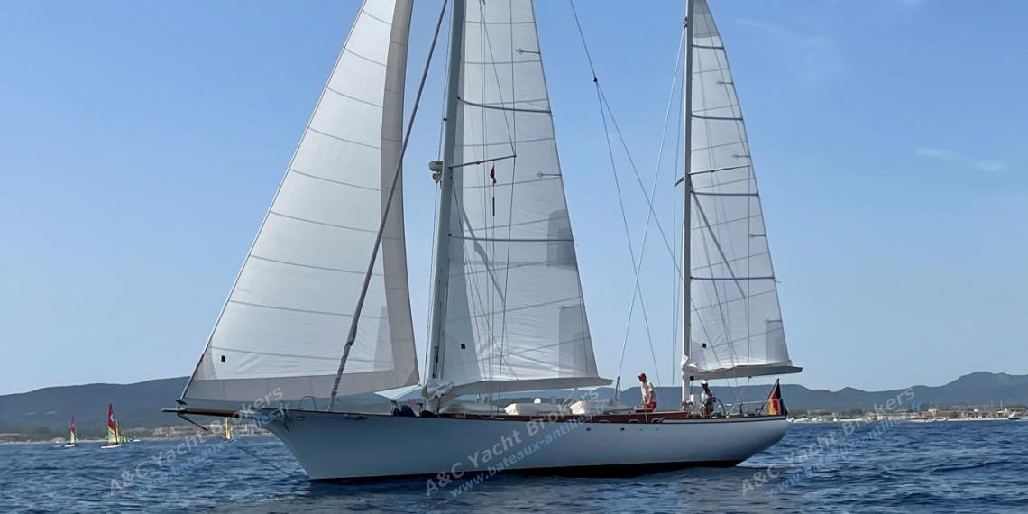 TIOGA 68 : En navigation bâbord amure TIOGA 68 : En navigation bâbord amure