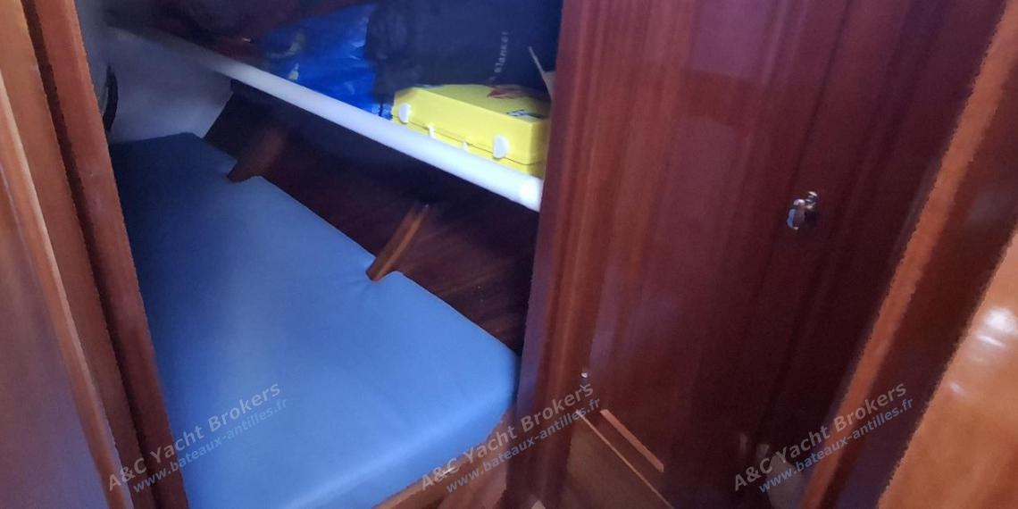 TIOGA 68 : Cabine simple à l'avant tribord TIOGA 68 : Cabine simple à l'avant tribord