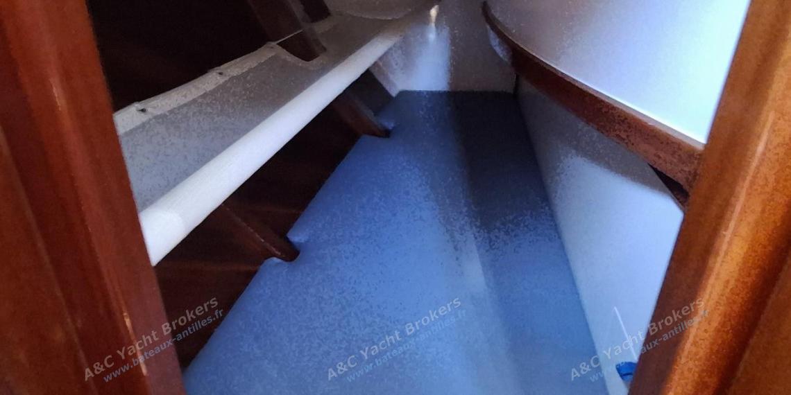 TIOGA 68 : Cabine simple à l'avant bâbord TIOGA 68 : Cabine simple à l'avant bâbord